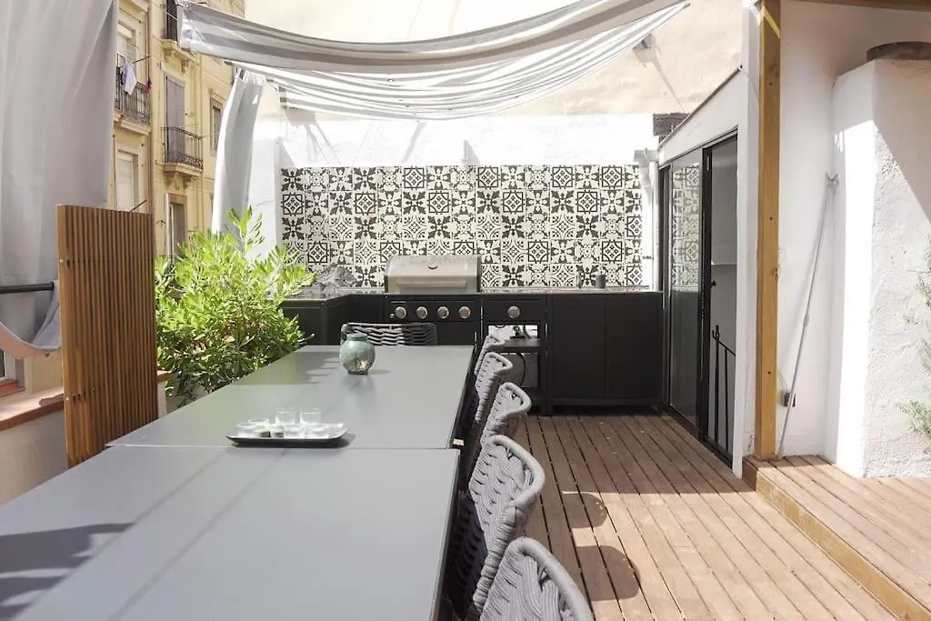 Penthouse With Rooftop Apartment In The Barceloneta - Barcelona