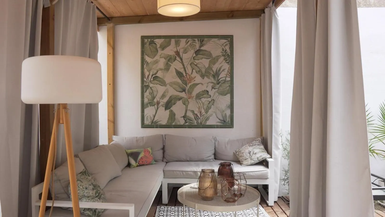 Penthouse With Rooftop Apartment In The Barceloneta - Barcelona Spain