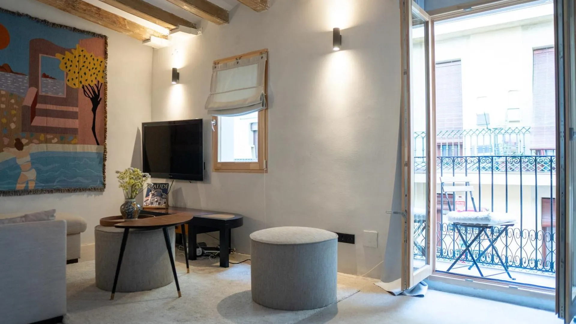 Penthouse With Rooftop Apartment In The Barceloneta - Barcelona