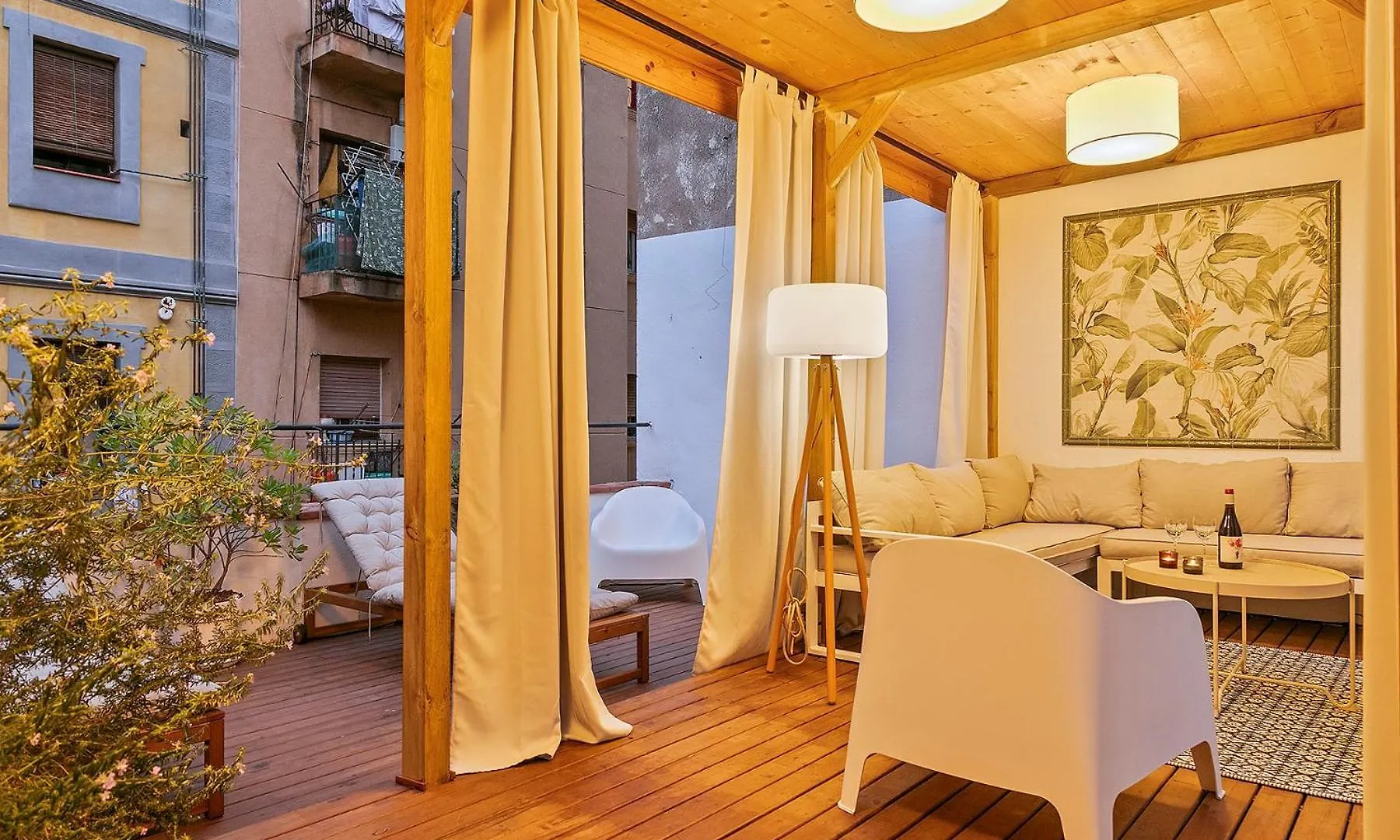 Penthouse With Rooftop Apartment In The Barceloneta - Barcelona
